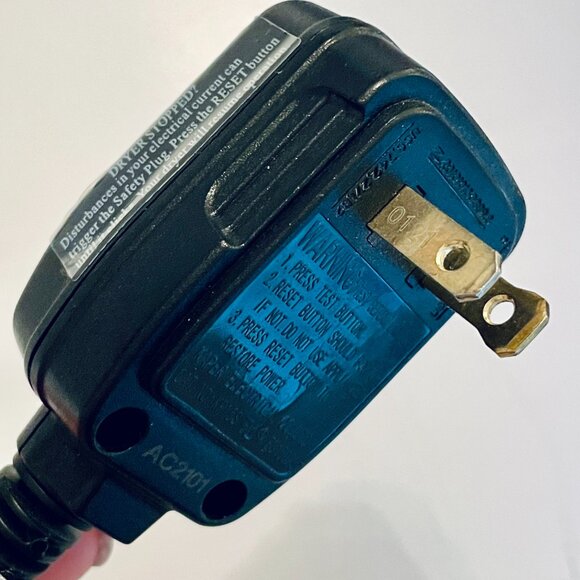 Revlon One-Step™ Volumizer Blow-Dry Brush - Picture 9 of 12